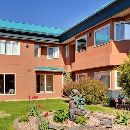 Holiday Inn Express Red Deer By Ihg Esterno foto