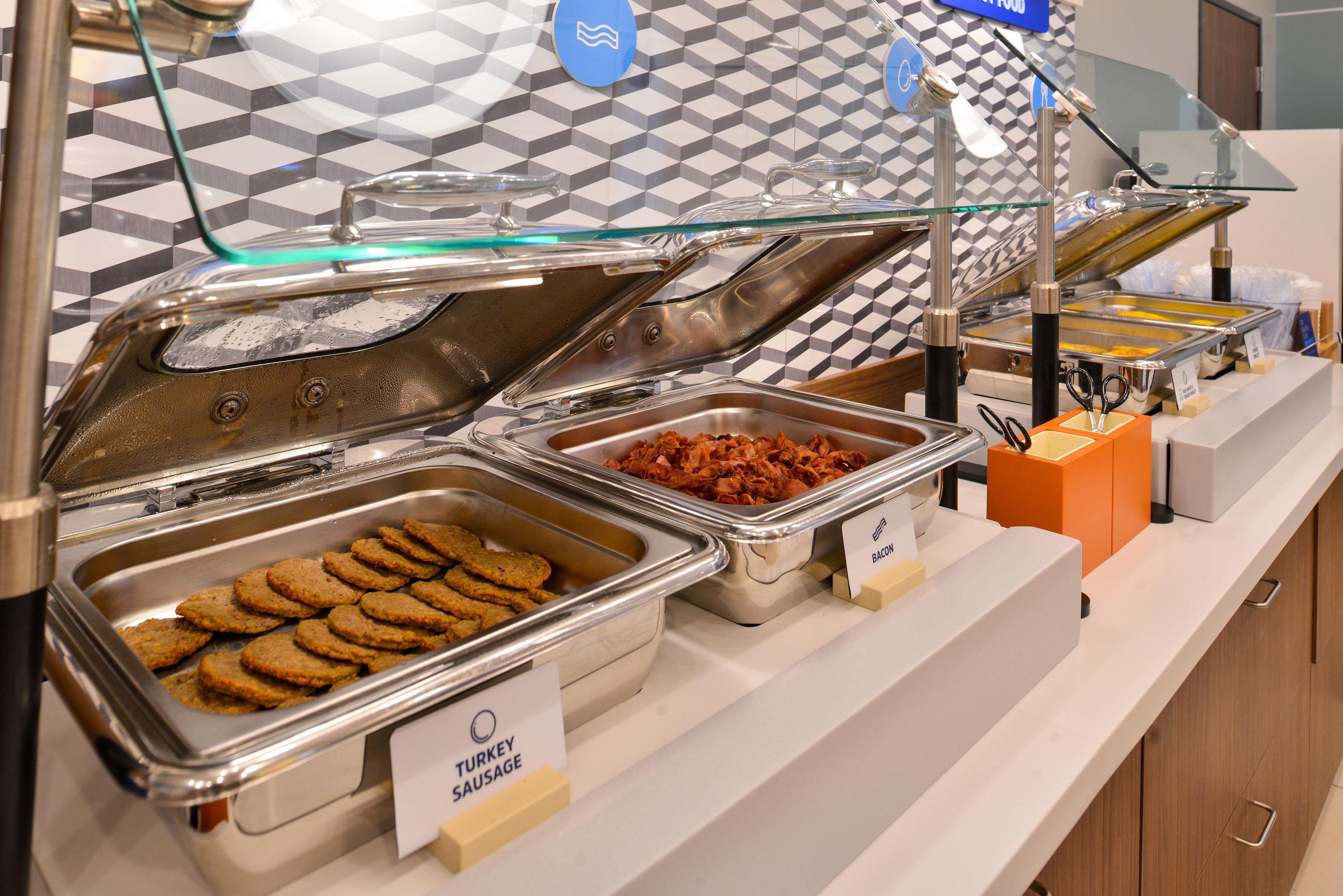 Holiday Inn Express Red Deer By Ihg Esterno foto