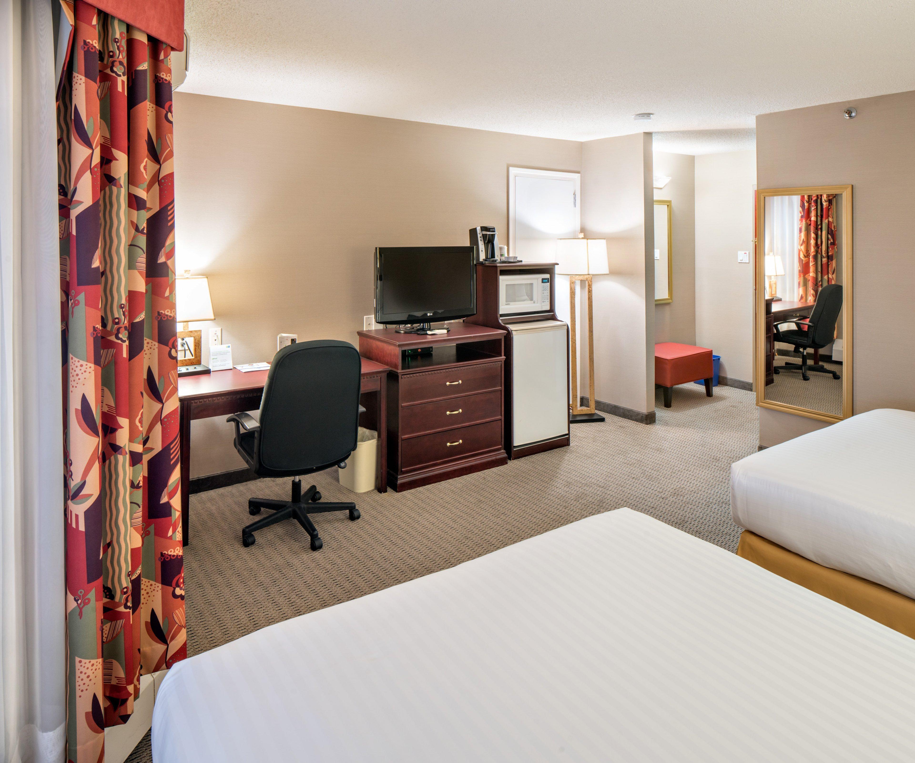 Holiday Inn Express Red Deer By Ihg Esterno foto
